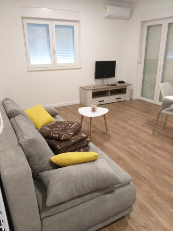 Apartman Iva شيبينيك المظهر الخارجي الصورة
